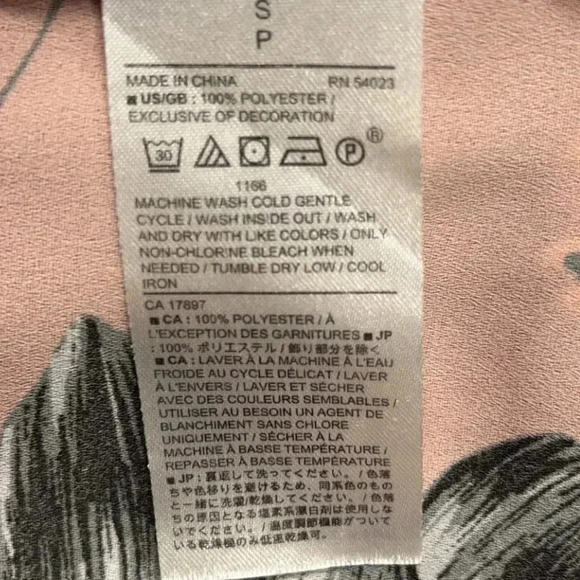 Banana Republic top size small - Picture 4 of 4